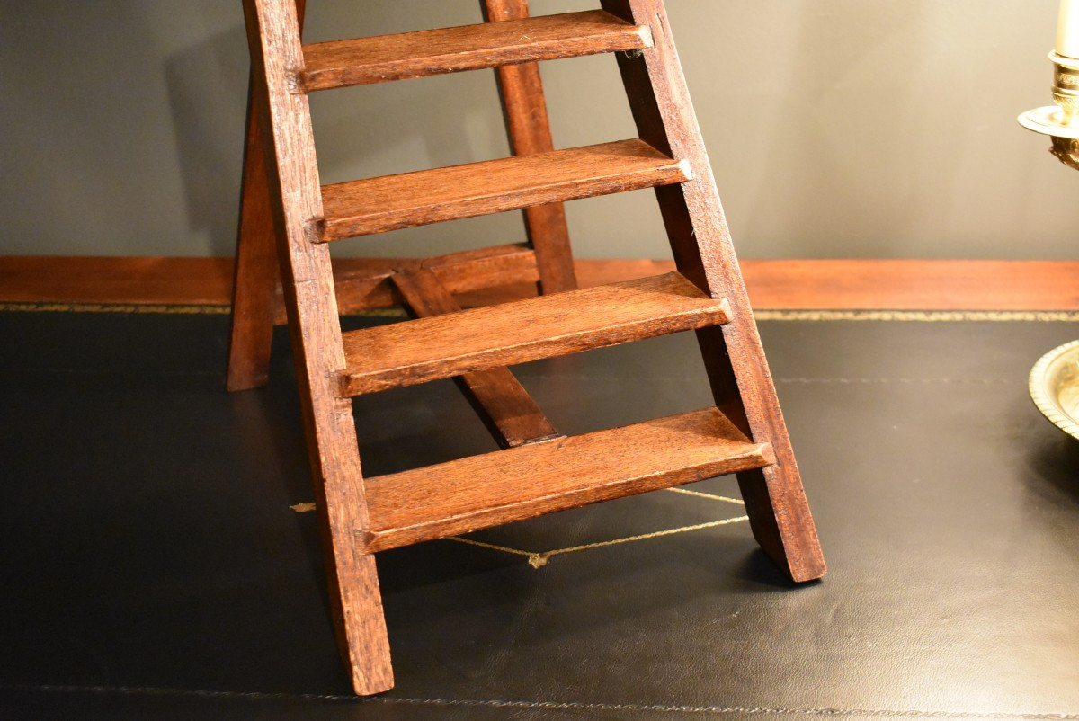 Miniature Stepladder-photo-3
