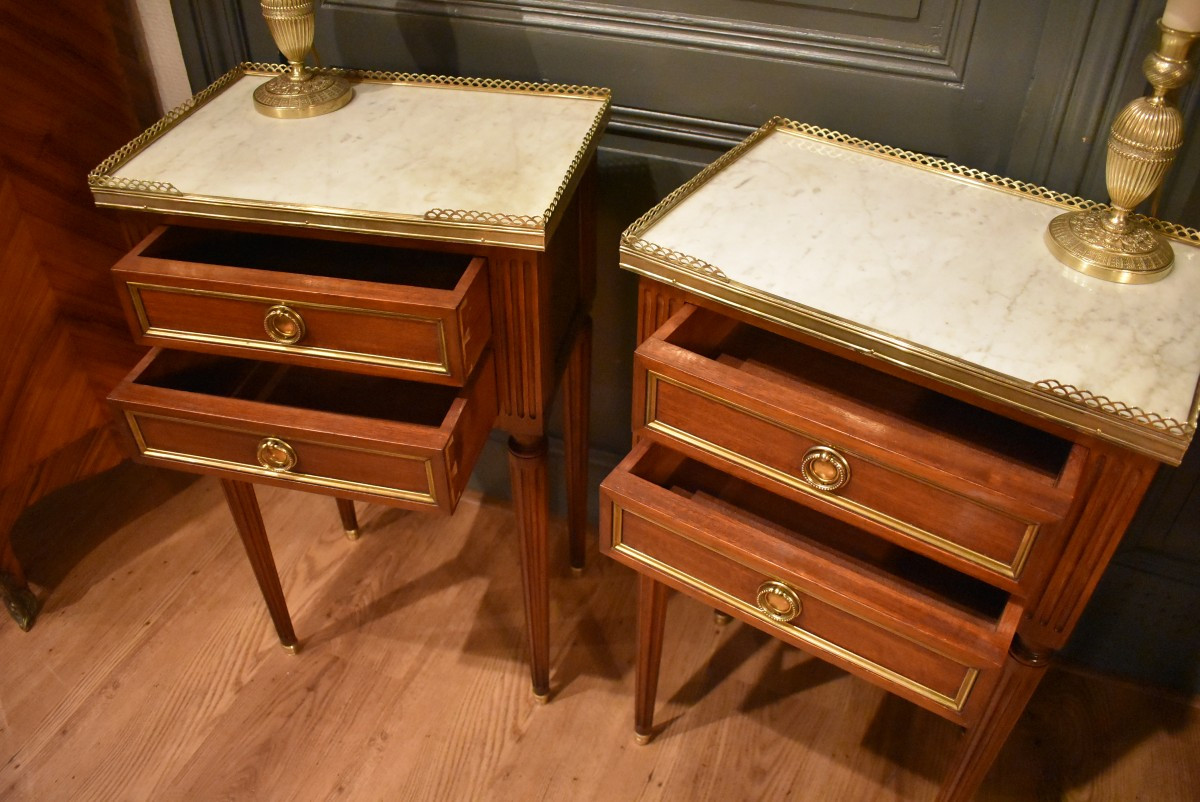 Paire De Chevets De Style Louis XVI-photo-1