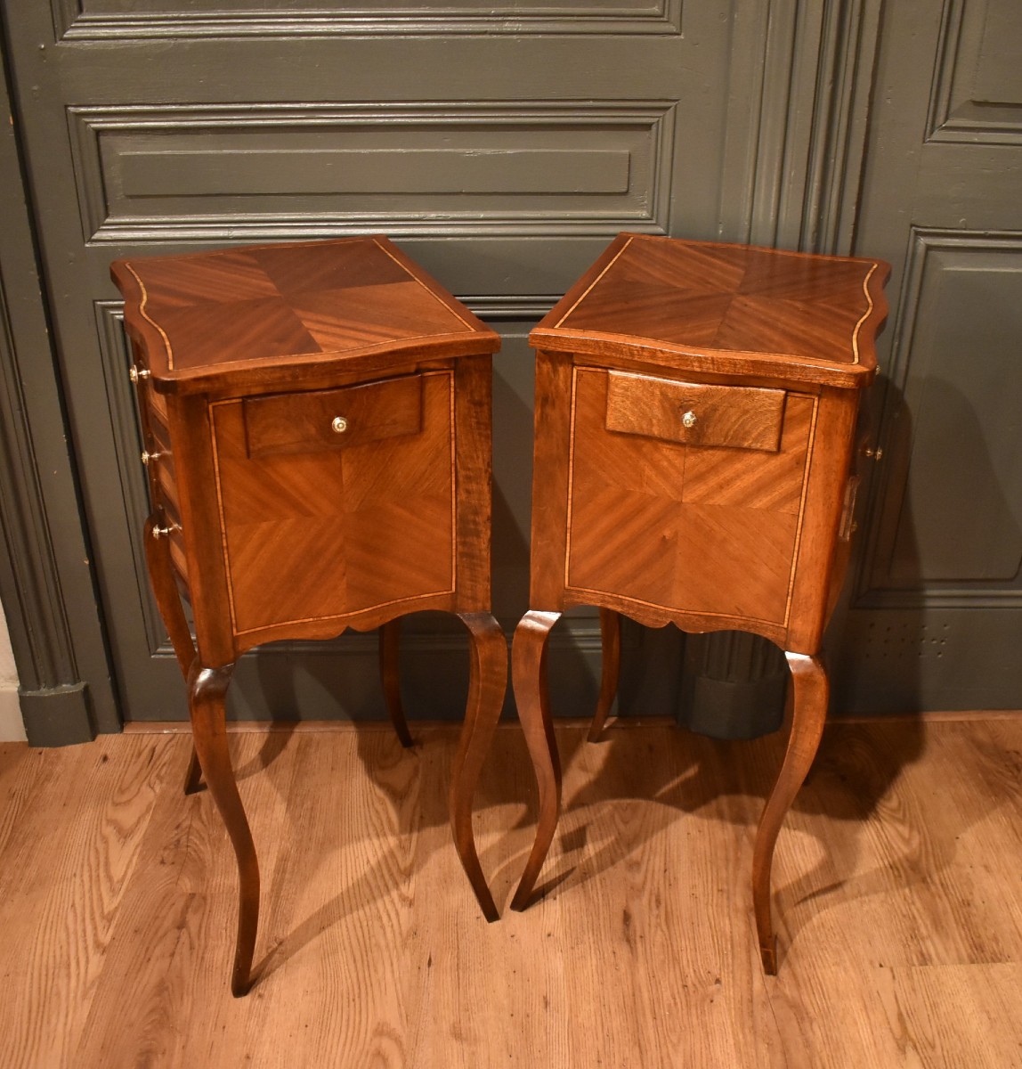 Pair Of Louis XV Style Bedside Tables-photo-6
