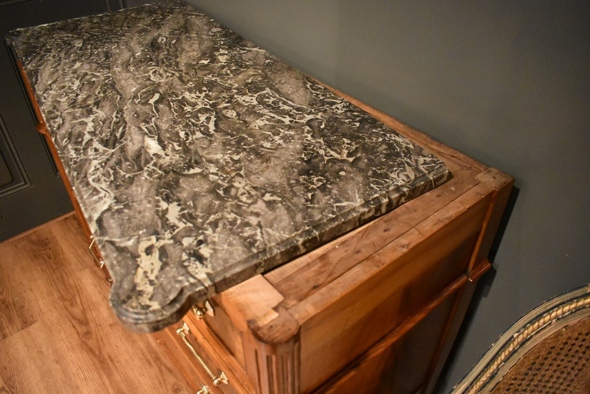Small Louis XVI Walnut Chest Of Drawers-photo-5
