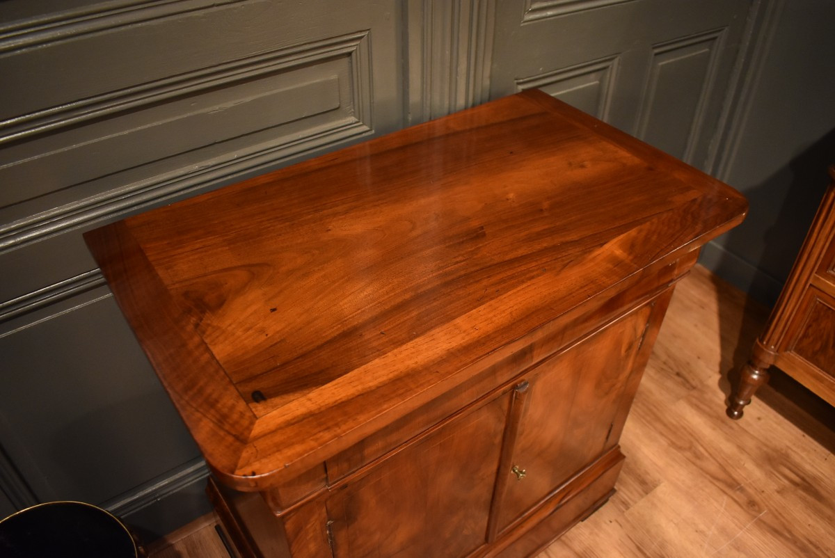 Petit bahut en noyer-photo-5