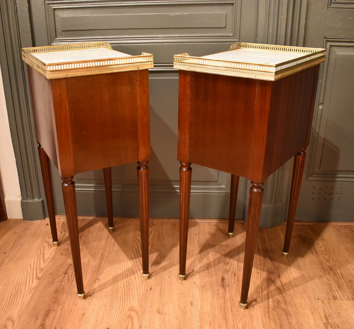 Paire de chevets de style Louis XVI-photo-5