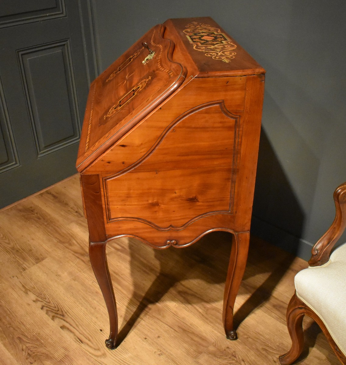 Petit bureau de pente Louis XV-photo-6
