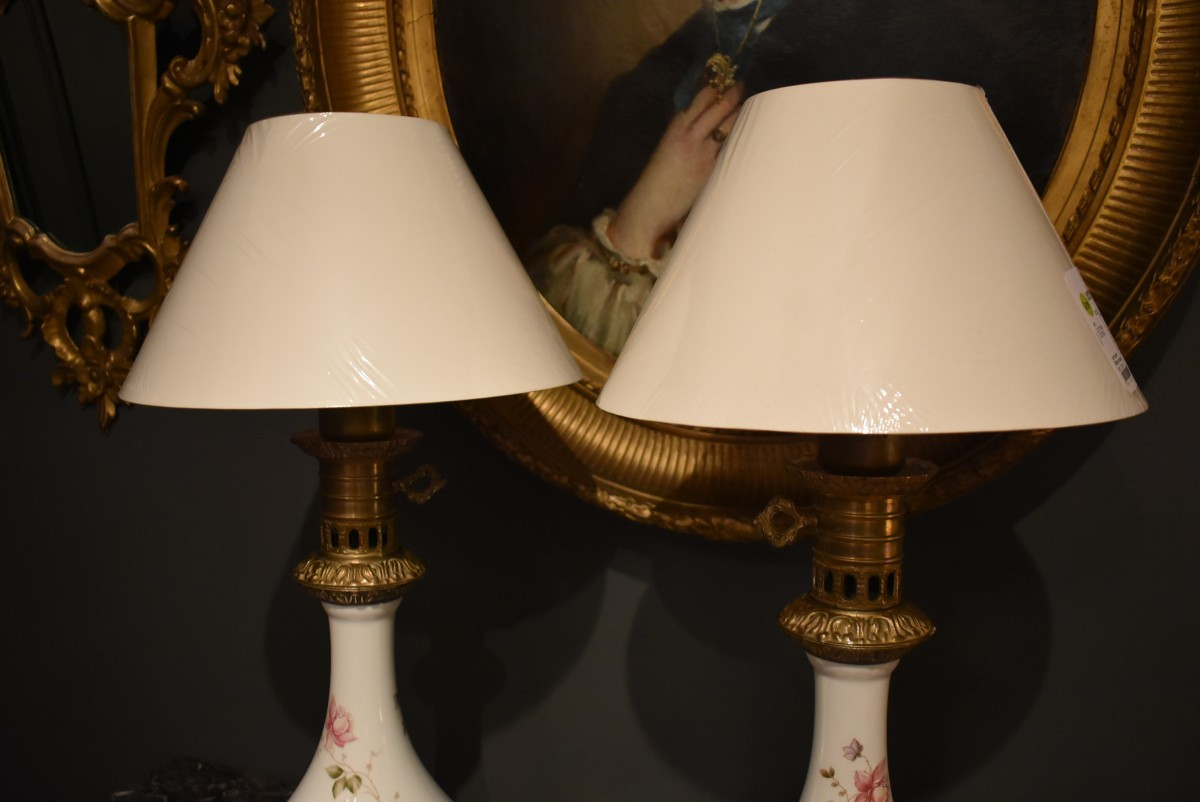 Pair Of Porcelain And Bronze Lamps-photo-4