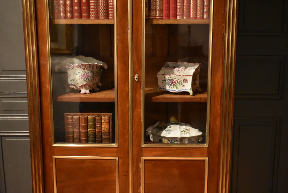 Louis XVI Style Mahogany Bookcase-photo-3