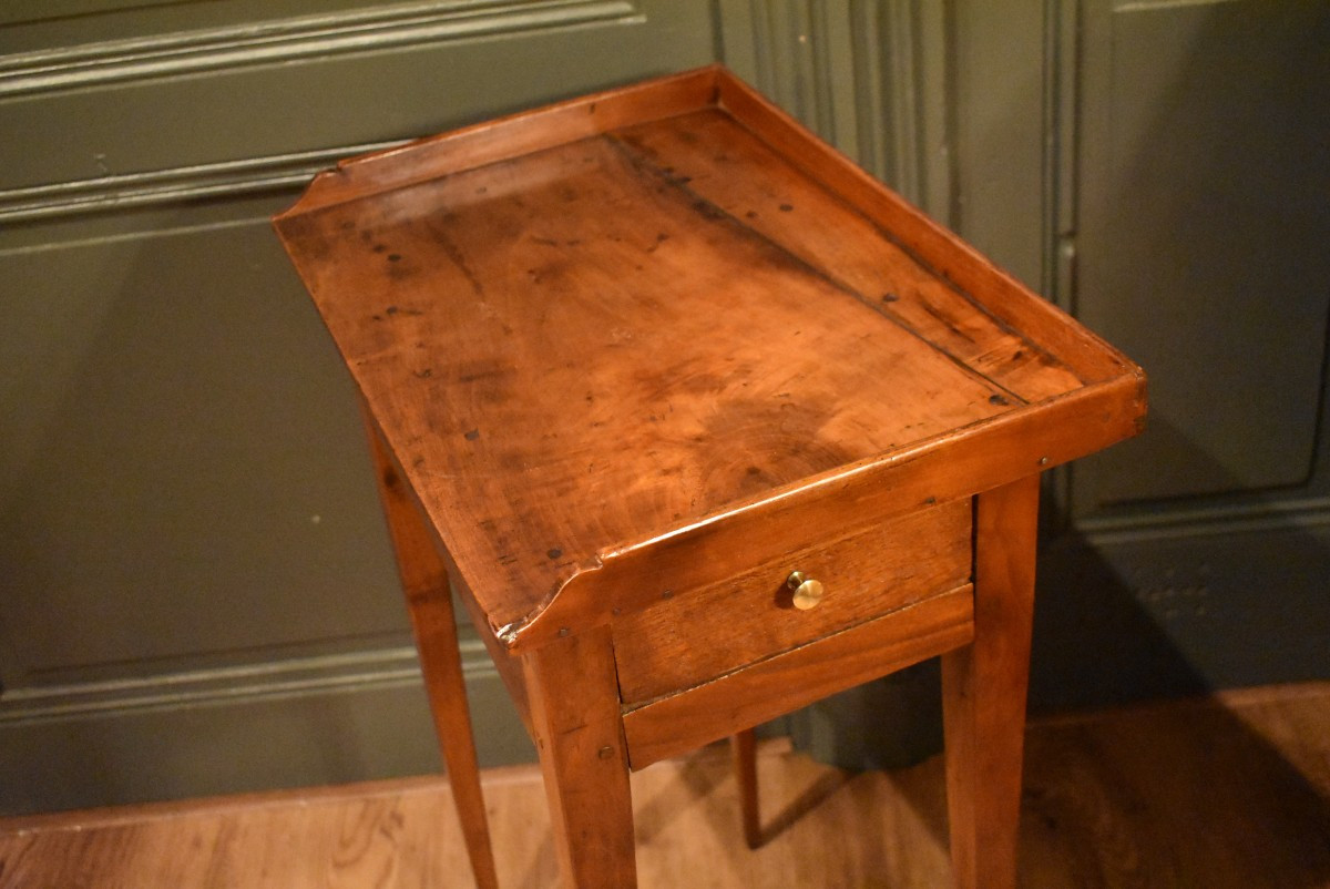 Walnut Side Table-photo-7