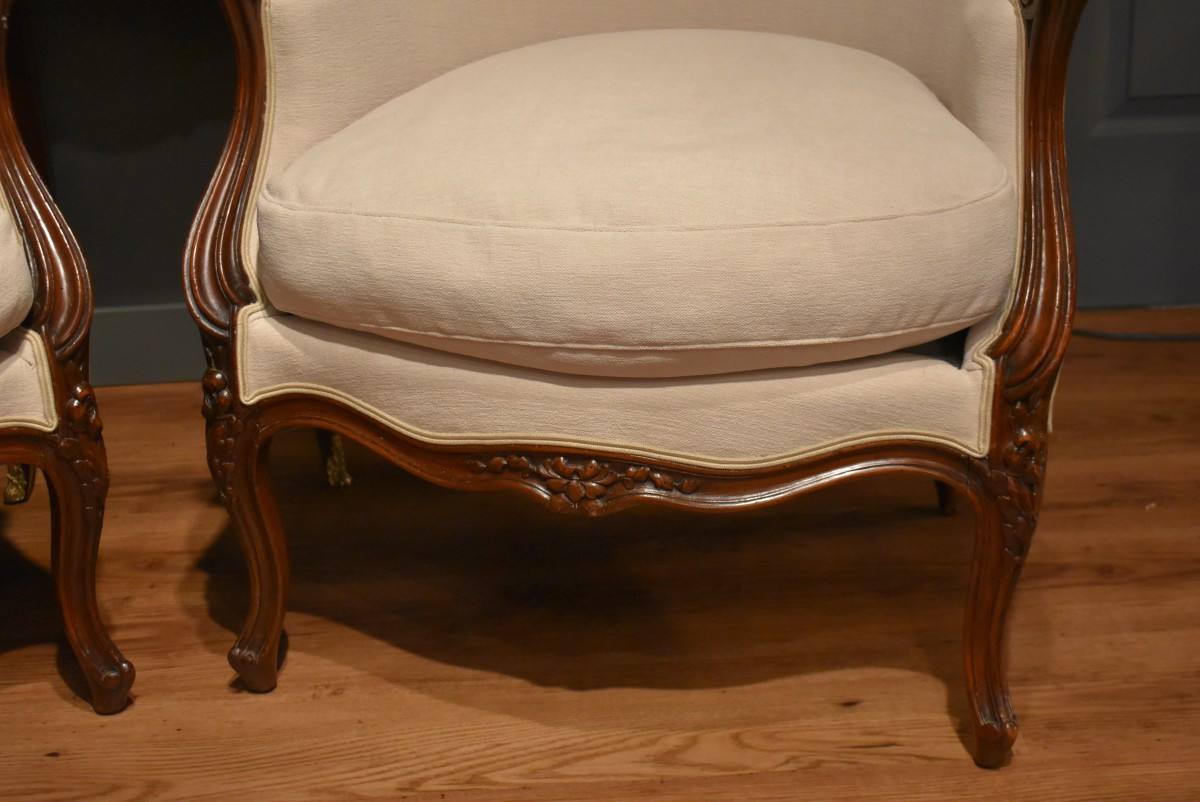 Pair Of Walnut Bergere Chairs-photo-2