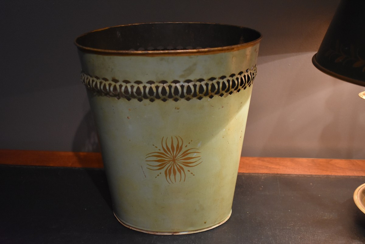 Painted Sheet Metal Wastepaper Basket-photo-1