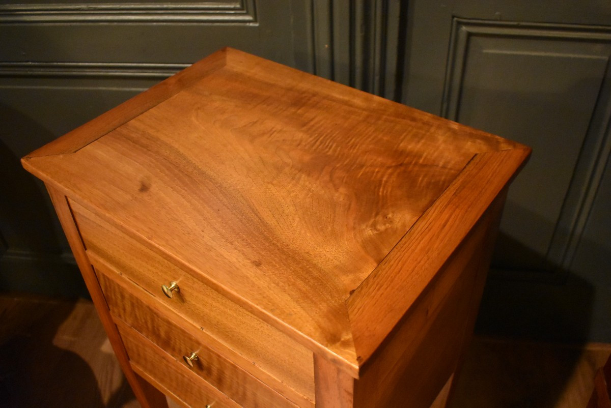 Walnut Bedside Table-photo-2