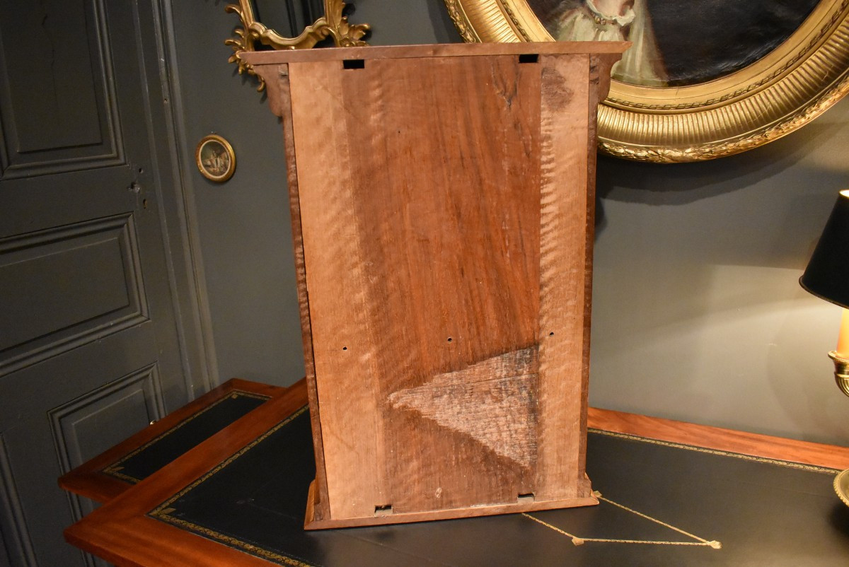Armoire miniature en noyer-photo-5