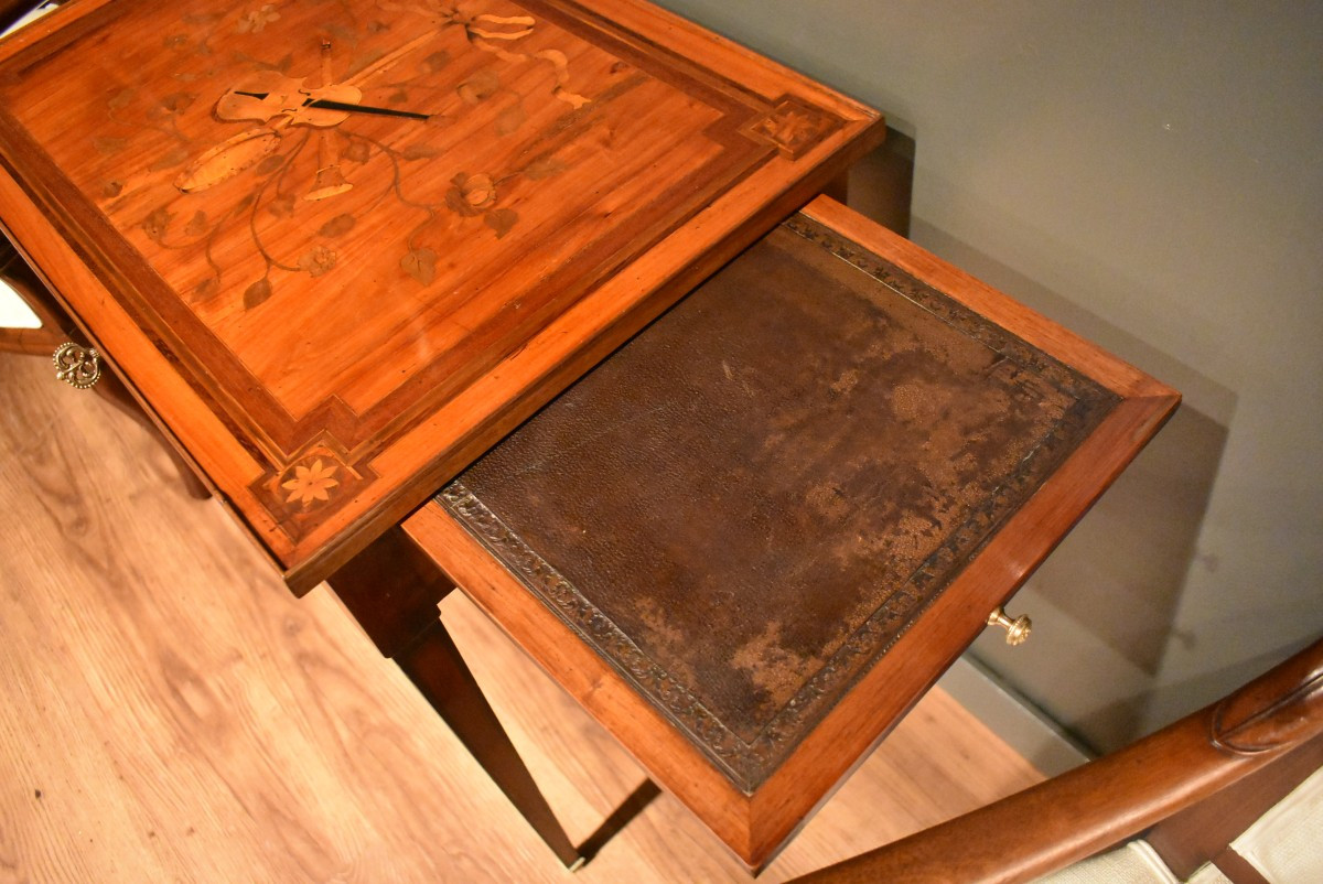 Table à écrire en marqueterie-photo-2