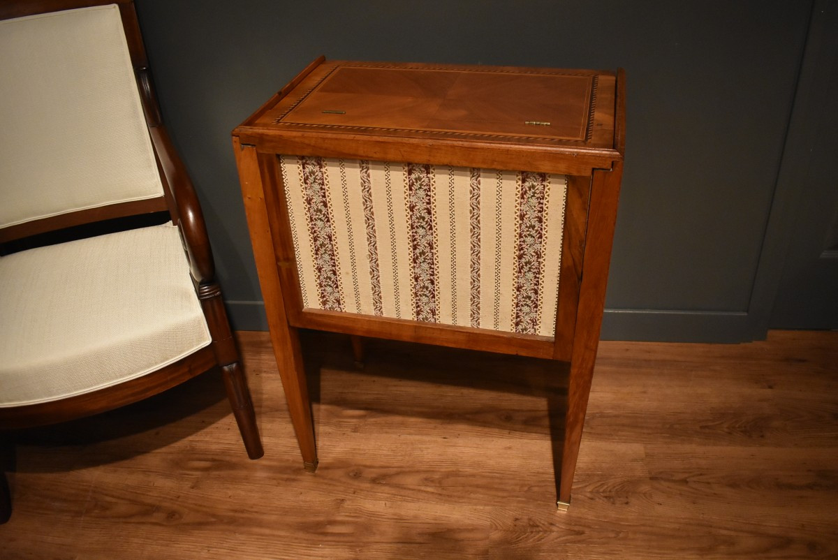 Table chiffonnière  Louis XVI en marqueterie-photo-7