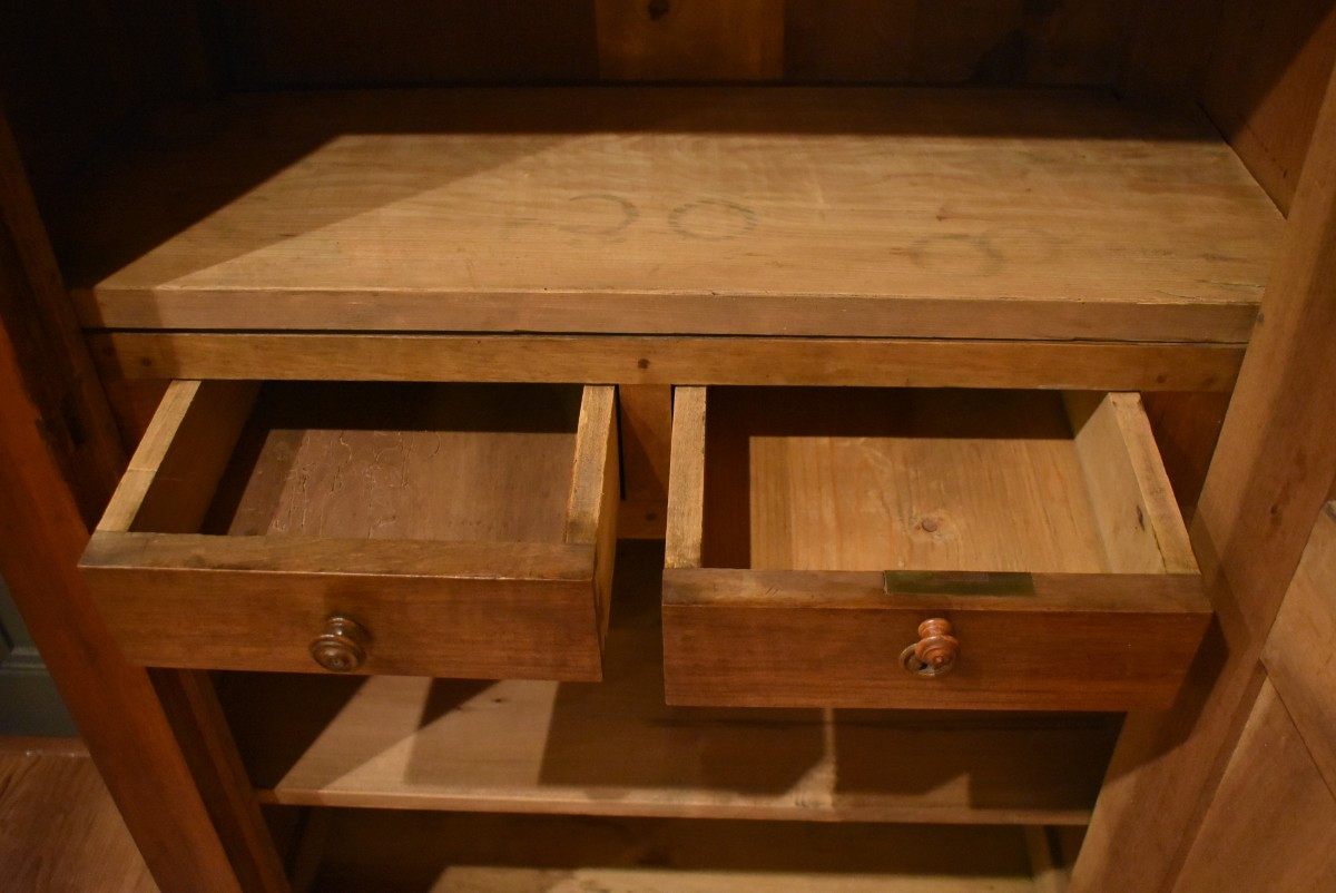 Small Walnut Bonnet Box-photo-2