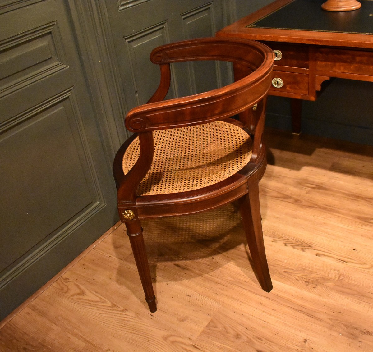 Fauteuil de bureau de style Louis XVI-photo-5