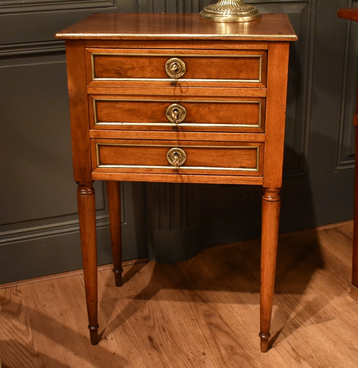 Chevet Directoire en noyer-photo-2