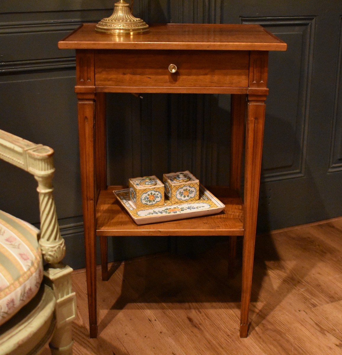 Table d'appoint de style Louis XVI-photo-2