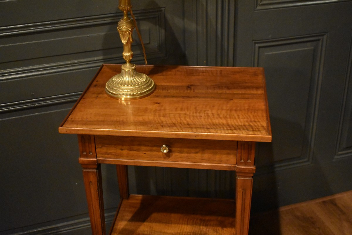 Table d'appoint de style Louis XVI-photo-3