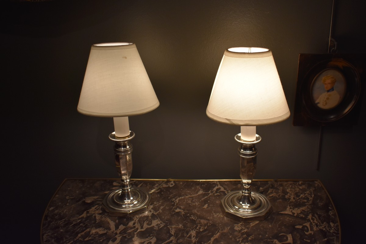 Paire de lampes bougeoirs en métal argenté=-photo-3