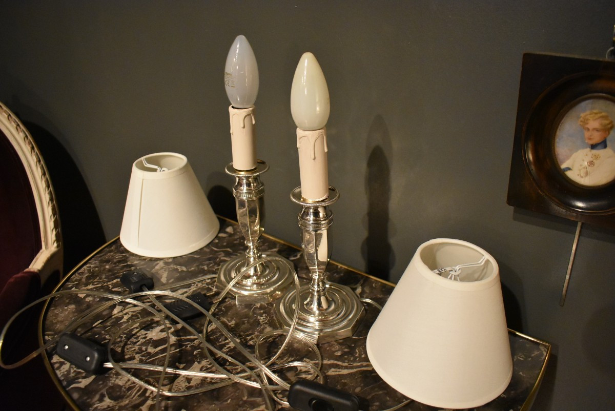 Paire de lampes bougeoirs en métal argenté=-photo-7