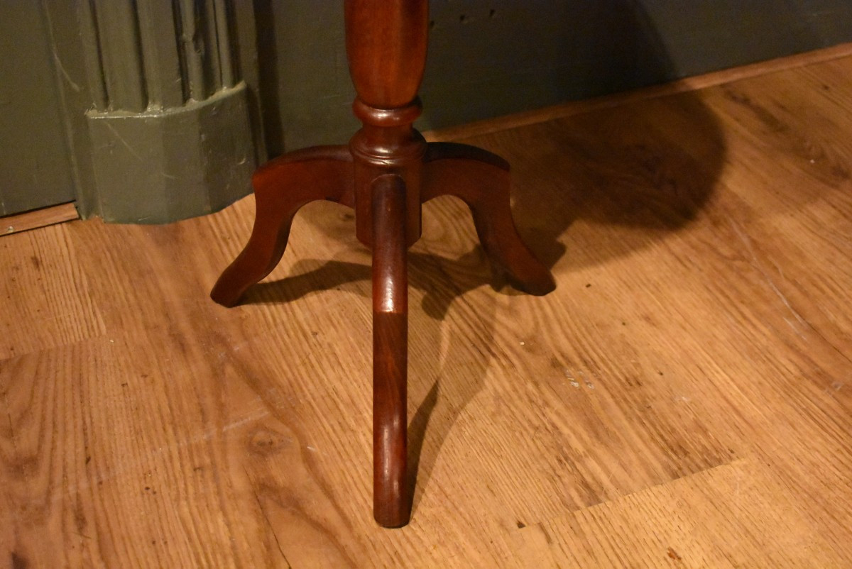 Small Side Table-photo-3