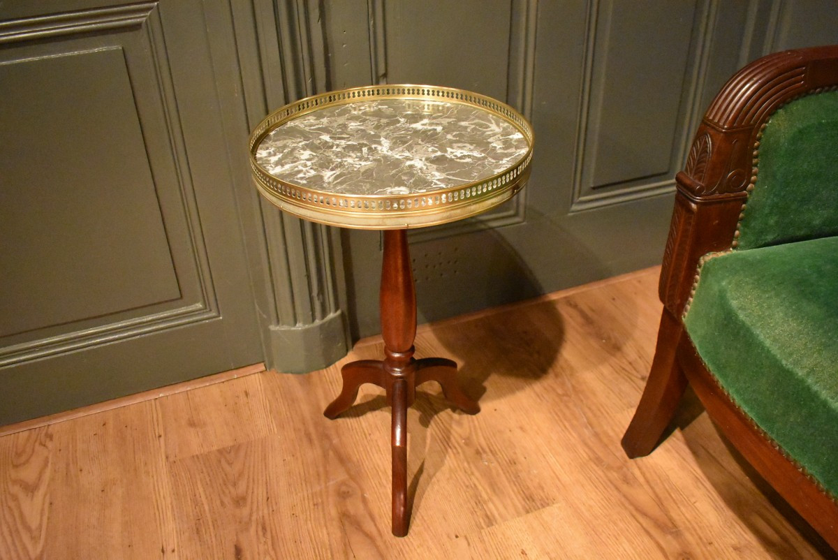 Small Side Table-photo-4