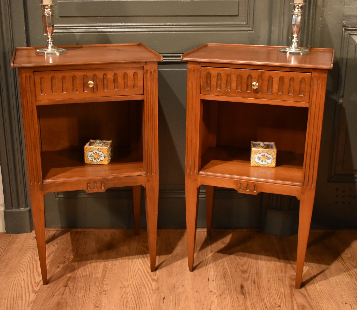 Paire de chevets de style Louis XVI-photo-2