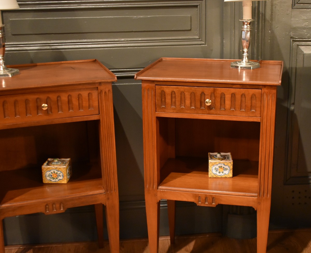 Paire de chevets de style Louis XVI-photo-4