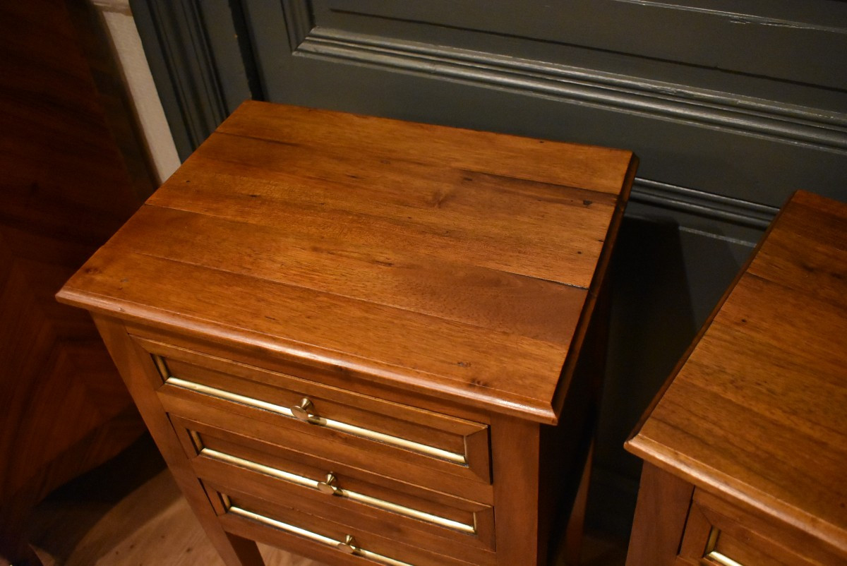 Paire de chevets de style  Louis XVI en noyer-photo-3