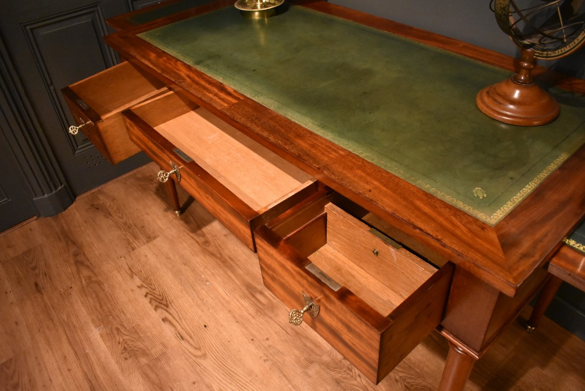 Bureau plat de style Louis XVI-photo-2