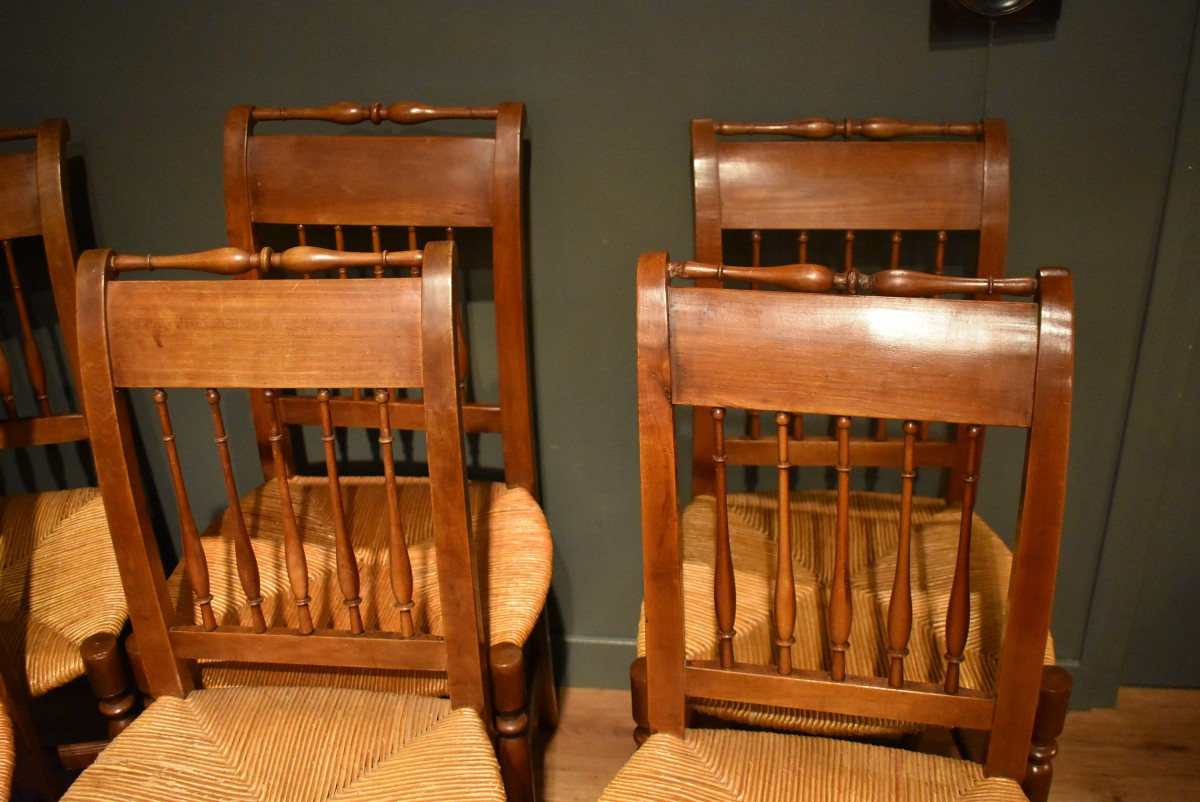 Set Of Six Restaurant Chairs-photo-2