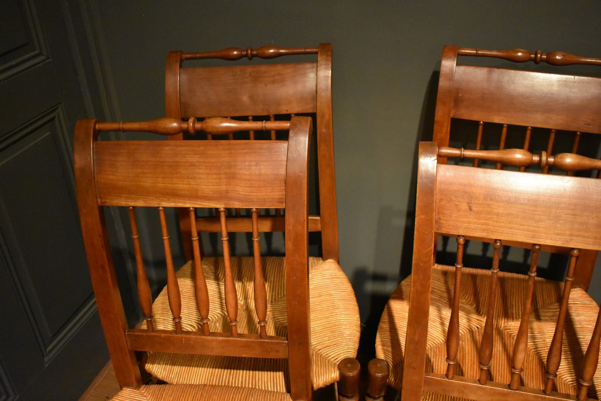 Set Of Six Restaurant Chairs-photo-3