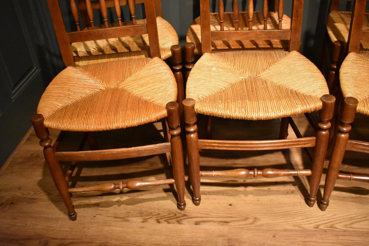 Set Of Six Restaurant Chairs-photo-4