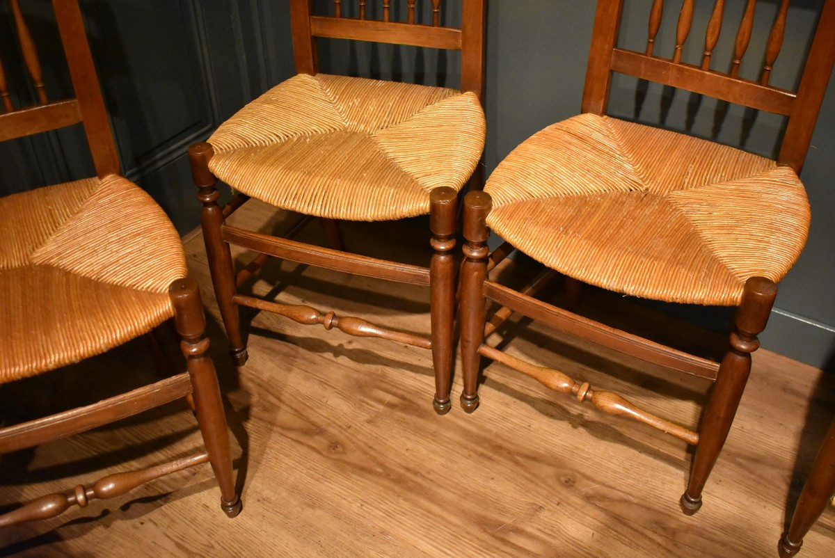 Set Of Six Restaurant Chairs-photo-3