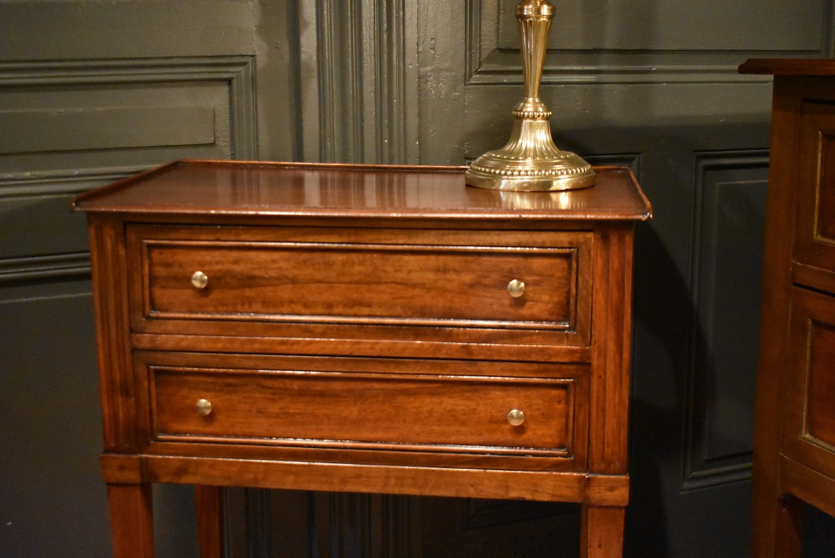 Chevet ou table d'appoint de style Louis XVI-photo-2
