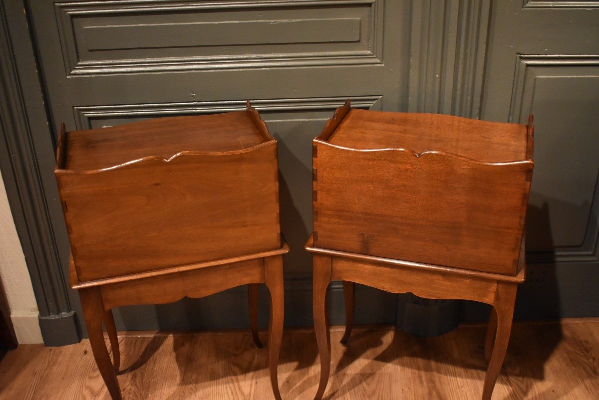 Pair Of Louis XV Style Bedside Tables In Walnut-photo-6