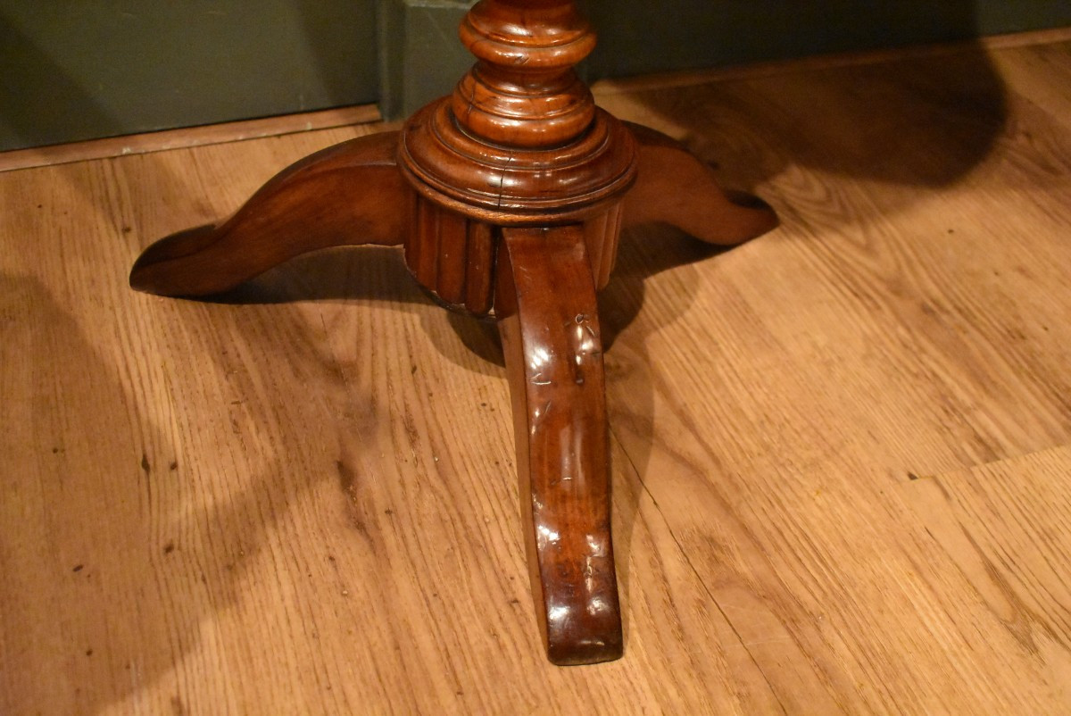 Petit guéridon basculant  en acajou-photo-3