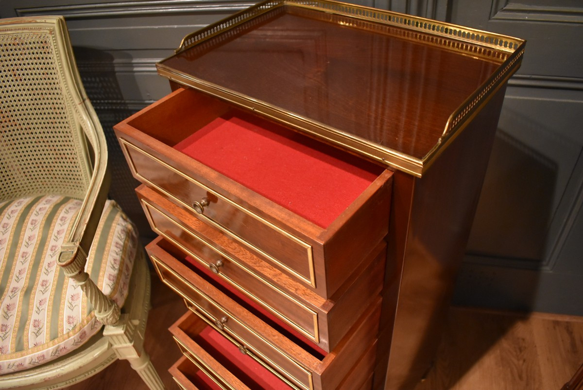 Louis XVI Style Week Organizer-photo-3