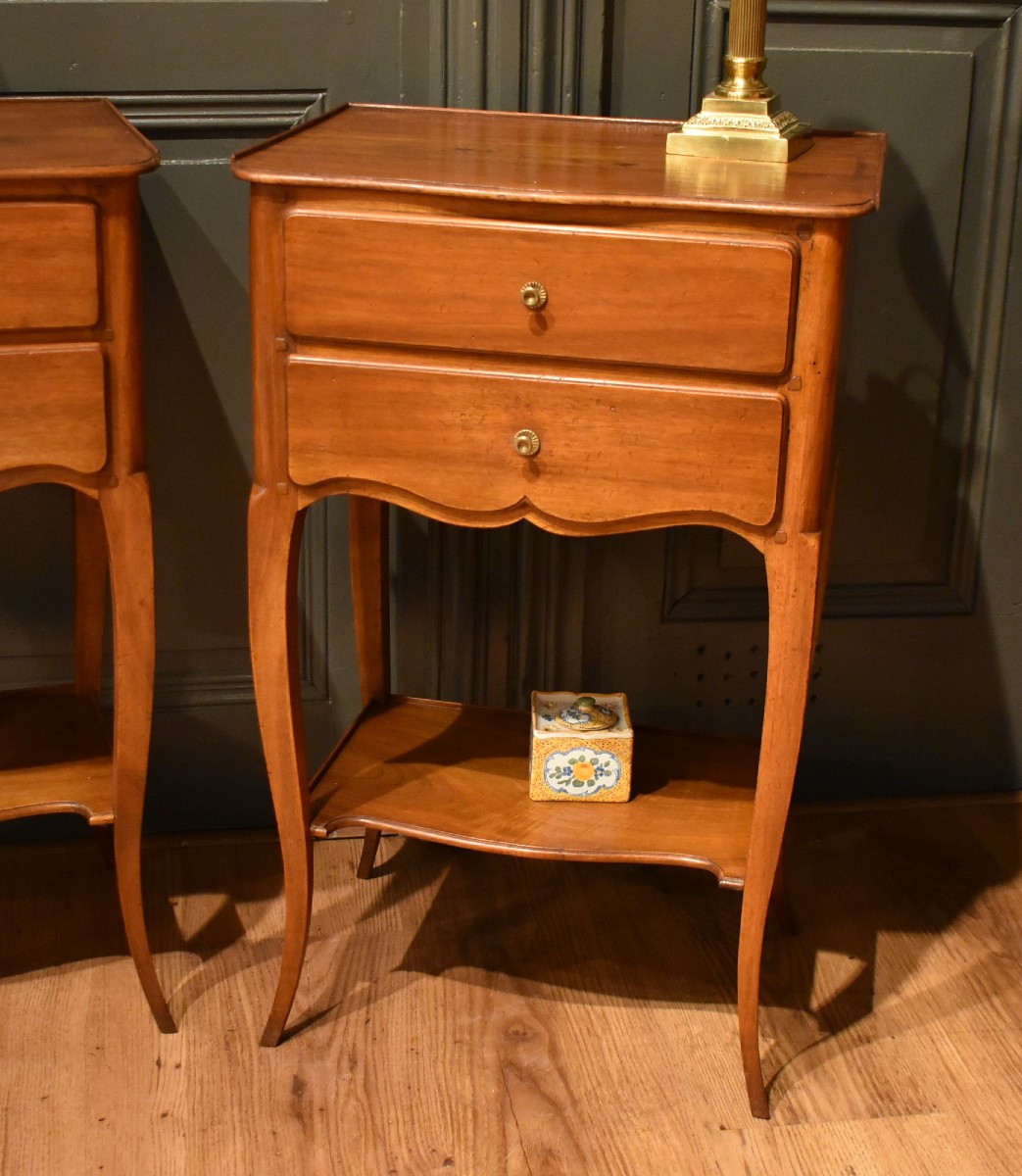 Pair Of Louis XV Style Bedside Tables In Walnut-photo-3