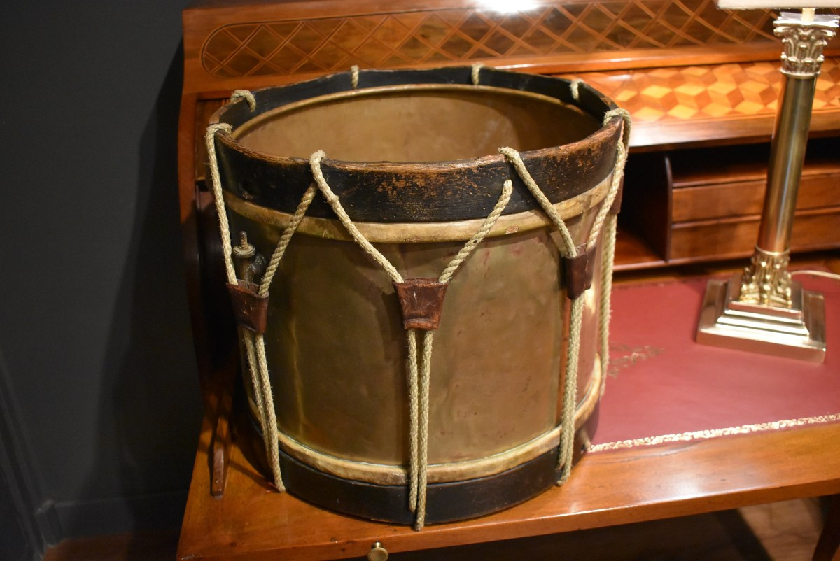 Drum-shaped Wastepaper Basket-photo-3