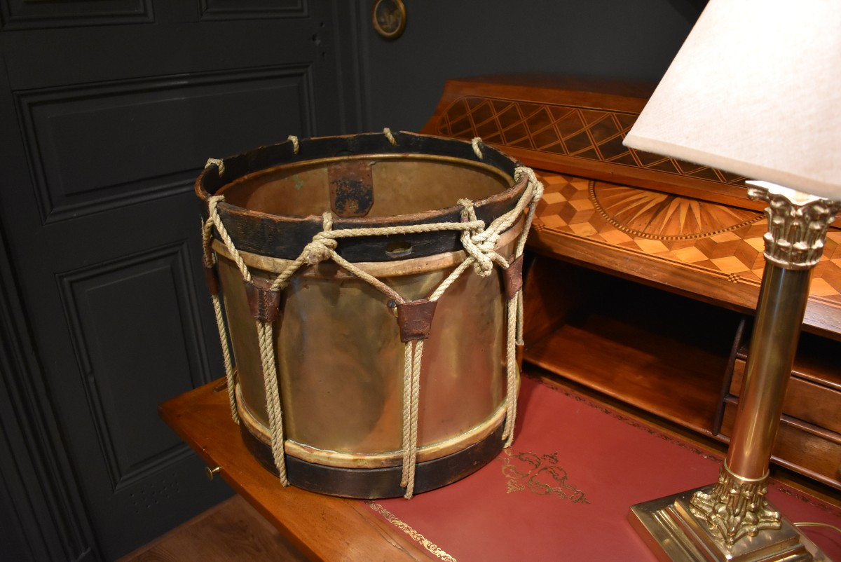 Drum-shaped Wastepaper Basket-photo-1