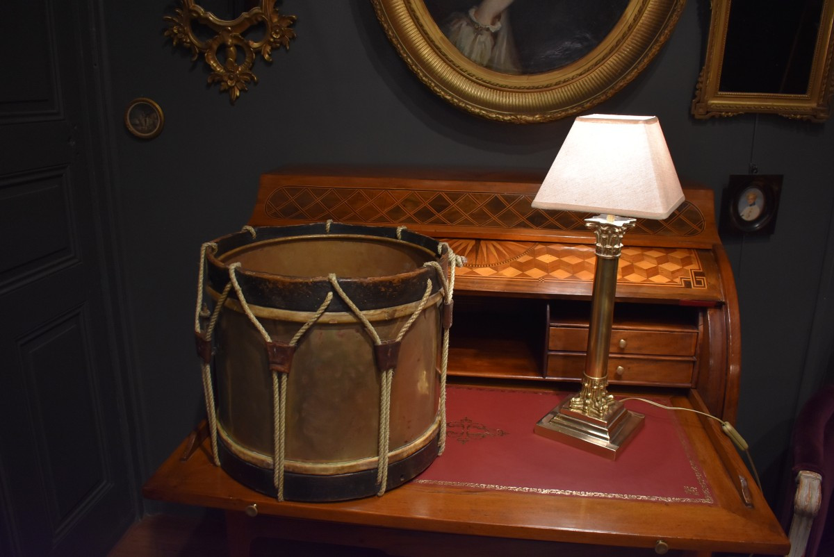 Drum-shaped Wastepaper Basket