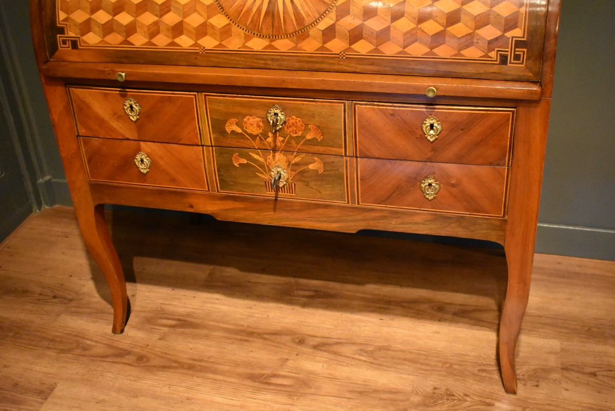 Cylinder Desk In Walnut And Marquetry-photo-1