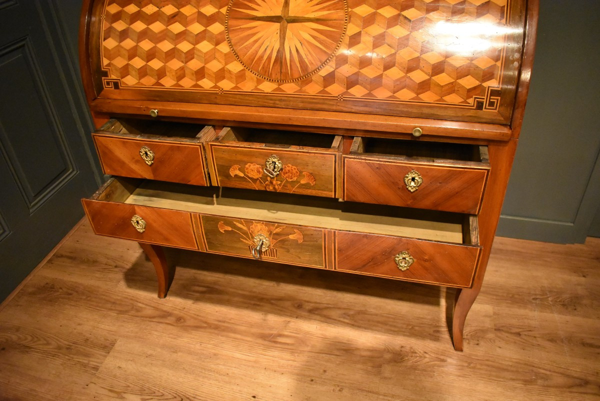 Cylinder Desk In Walnut And Marquetry-photo-2