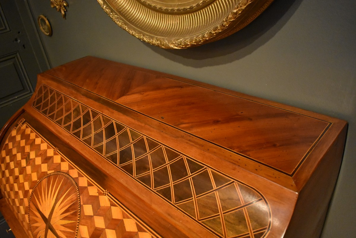 Cylinder Desk In Walnut And Marquetry-photo-3