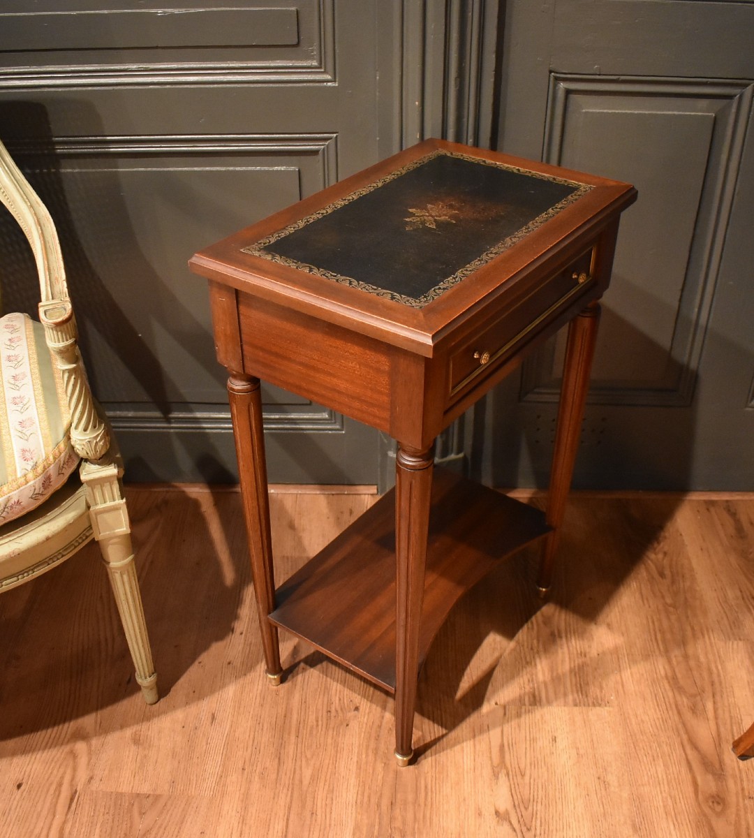 Louis XVI Style Side Table-photo-7
