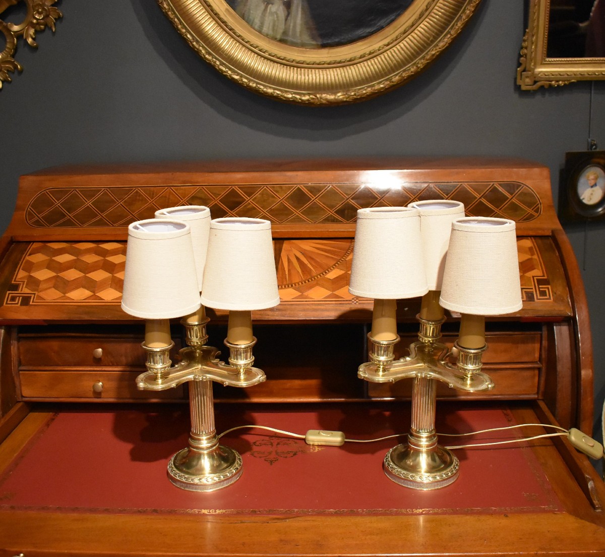 Paire de lampes bougeoirs de style Louis XVI-photo-2