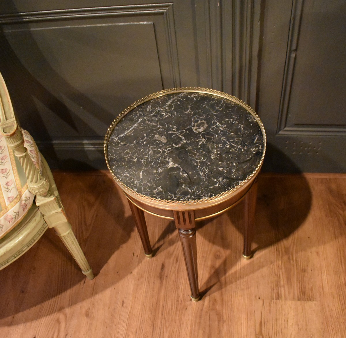 Louis XVI Style Coffee Table-photo-3