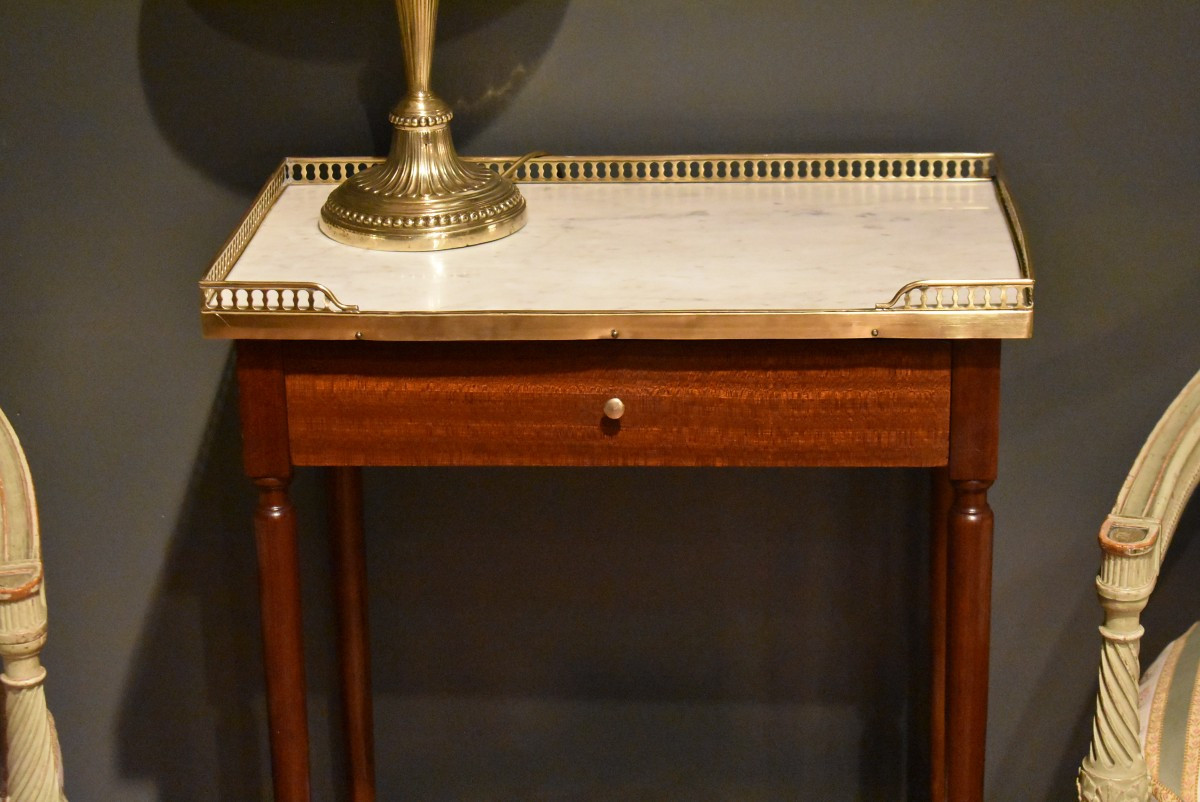 Small Louis XVI Console-photo-3