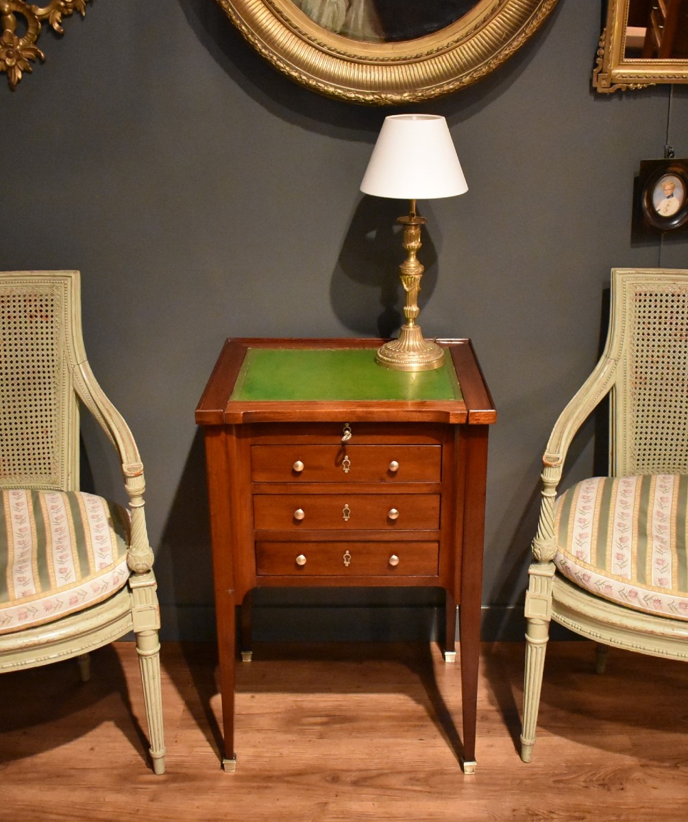 Mahogany Chiffonier Table With System