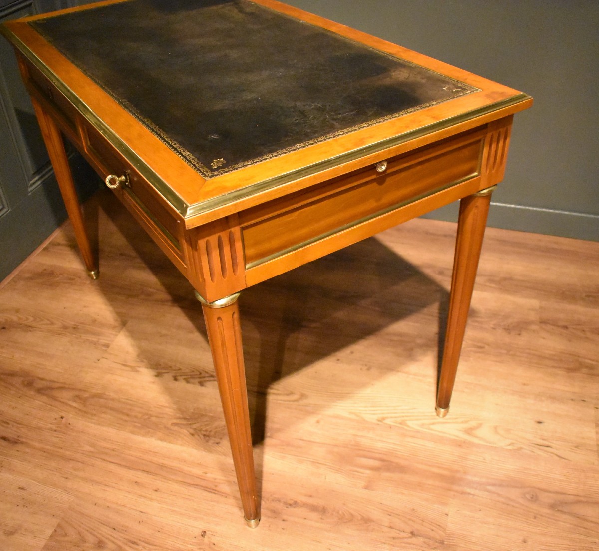Louis XVI Style Flat Desk-photo-5